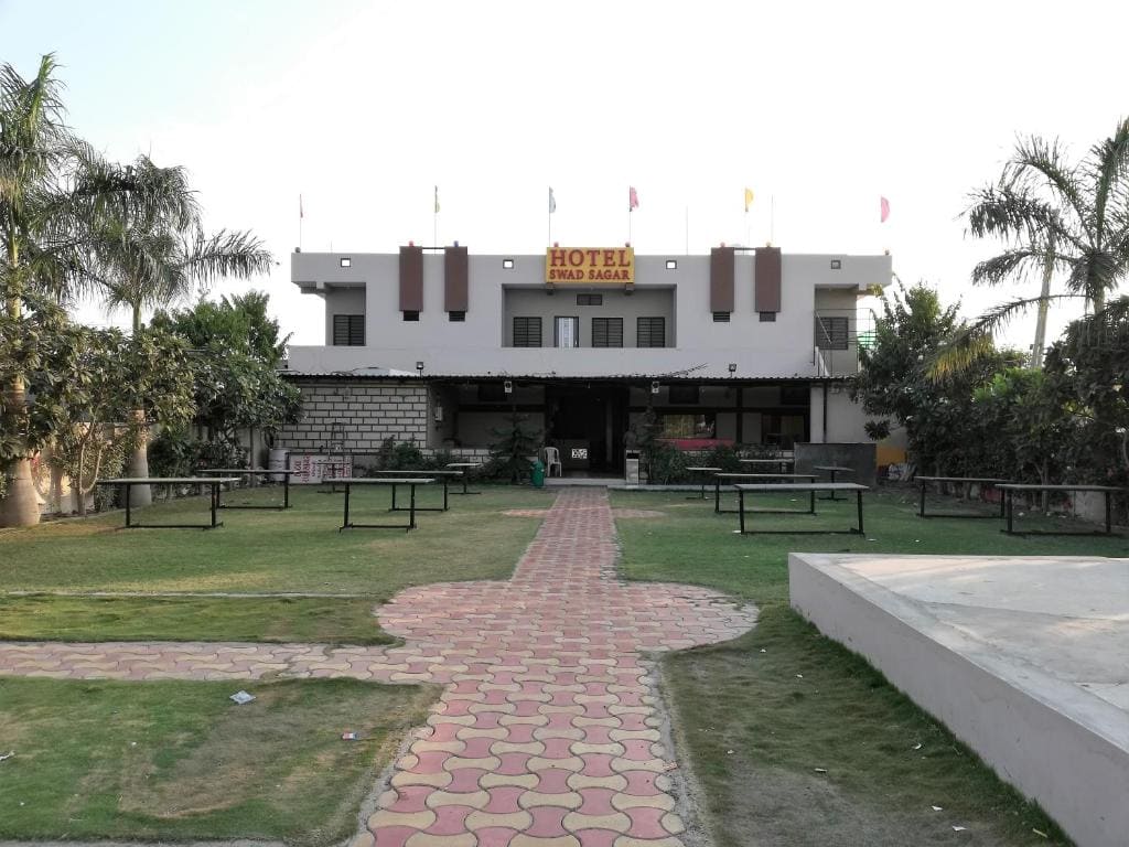 Hotel Shiv Regency - Main view