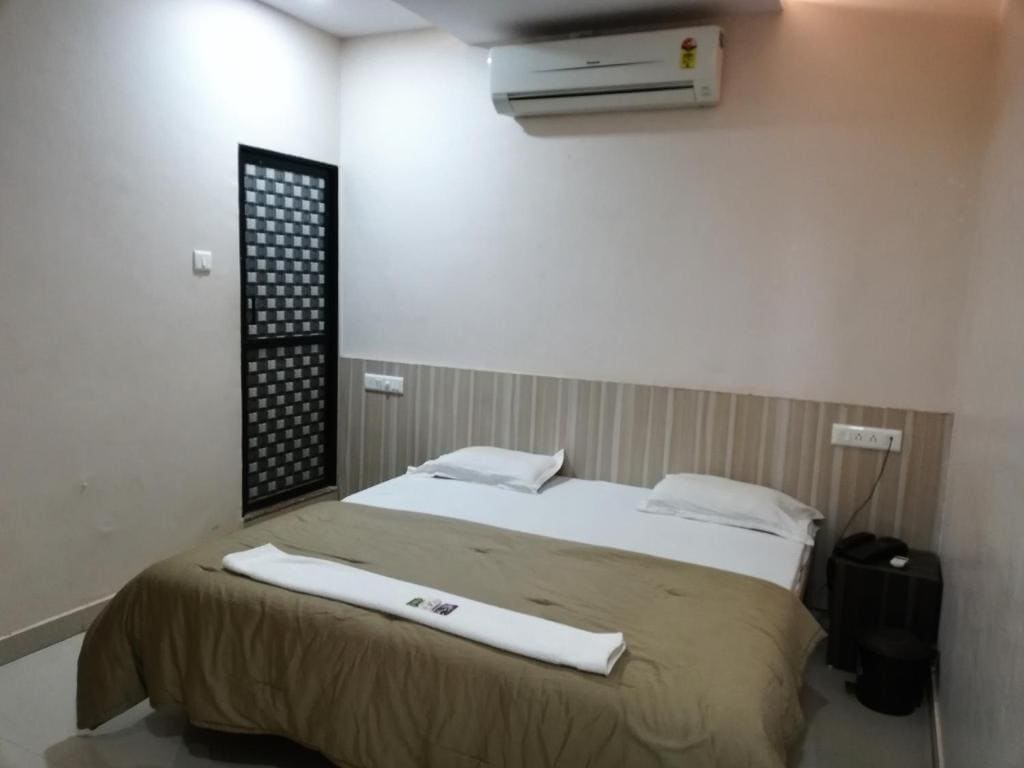 Hotel Shiv Regency - View 2