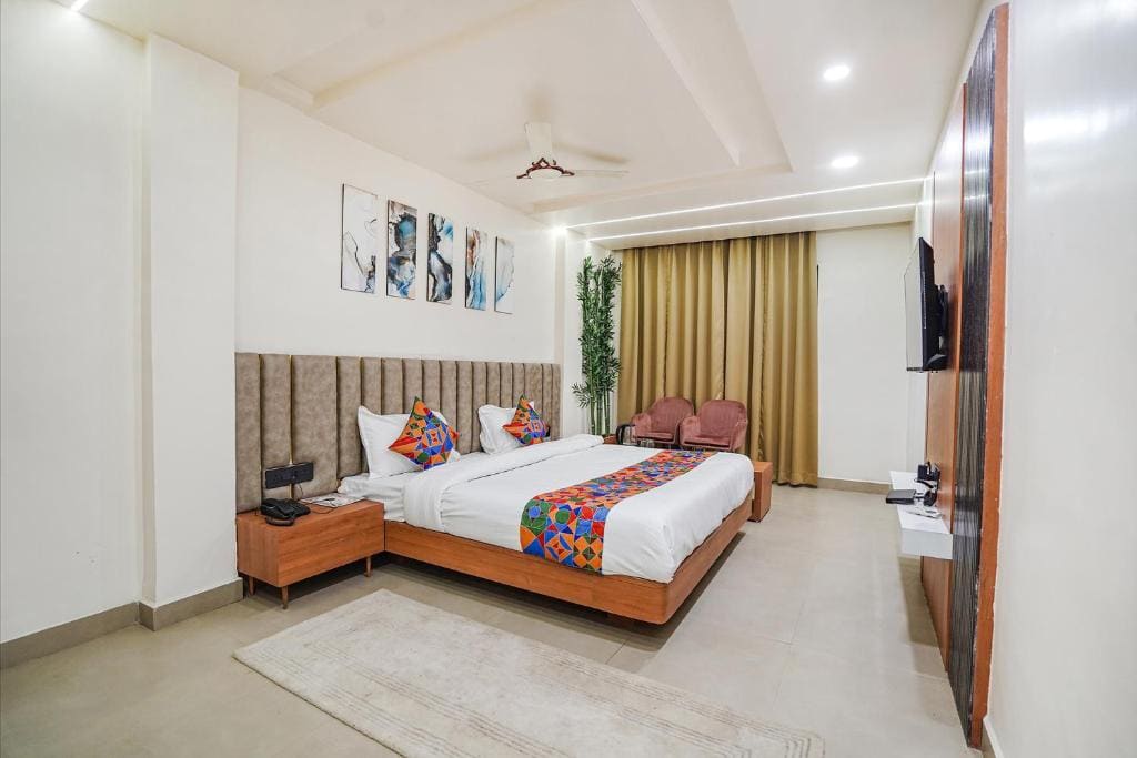 FabHotel Shrinath Casa Inn - View 2