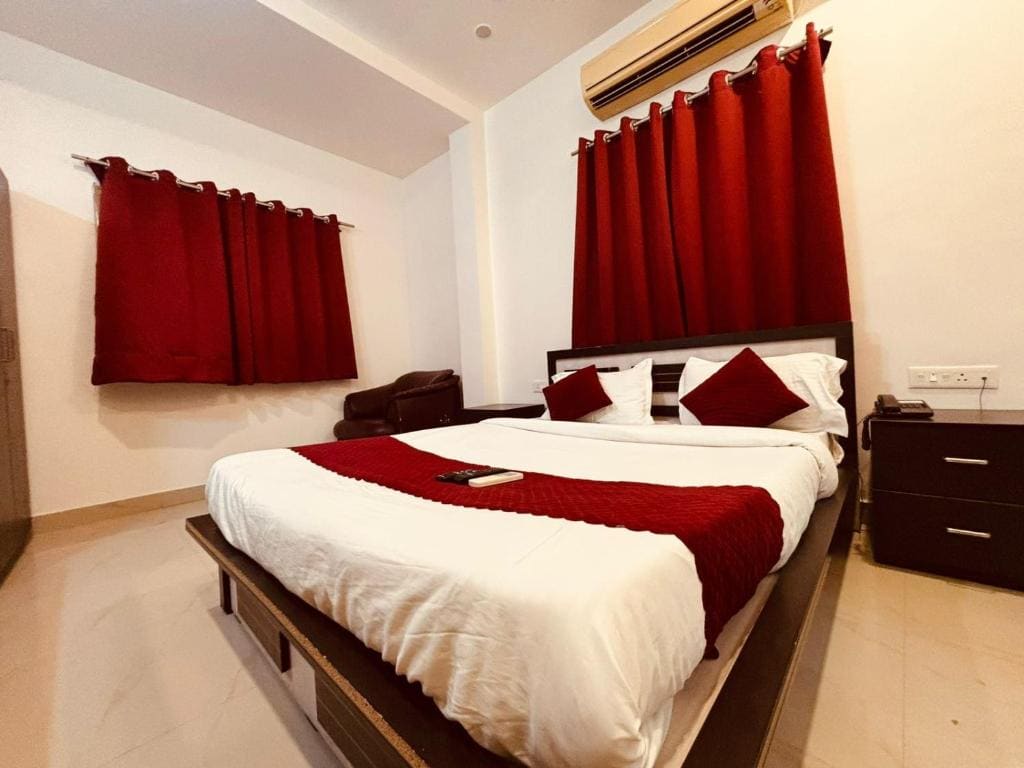 Silver Key Suites - View 3
