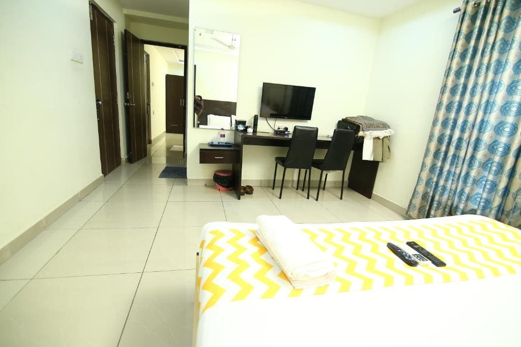 Hotel Siri Inn Mind Space Hitech City - View 5