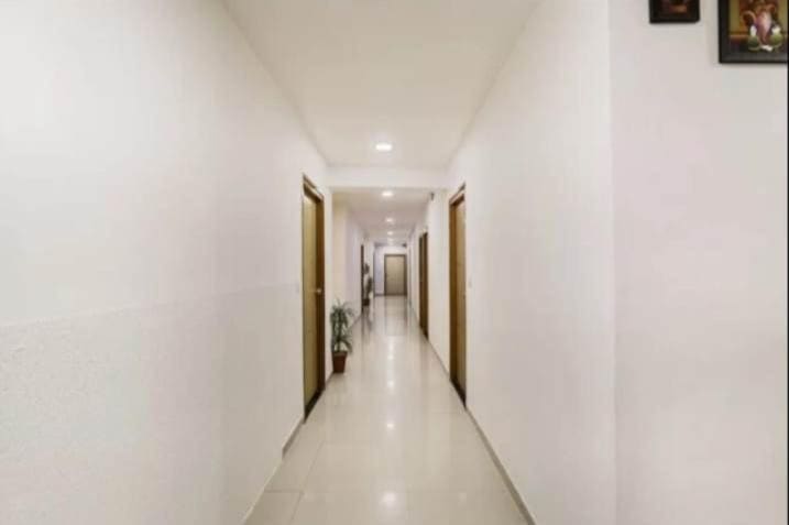 Hotel Sparsh, C G Road - View 7