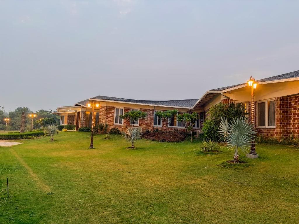 Spree Farmstay, Faridabad - Main view