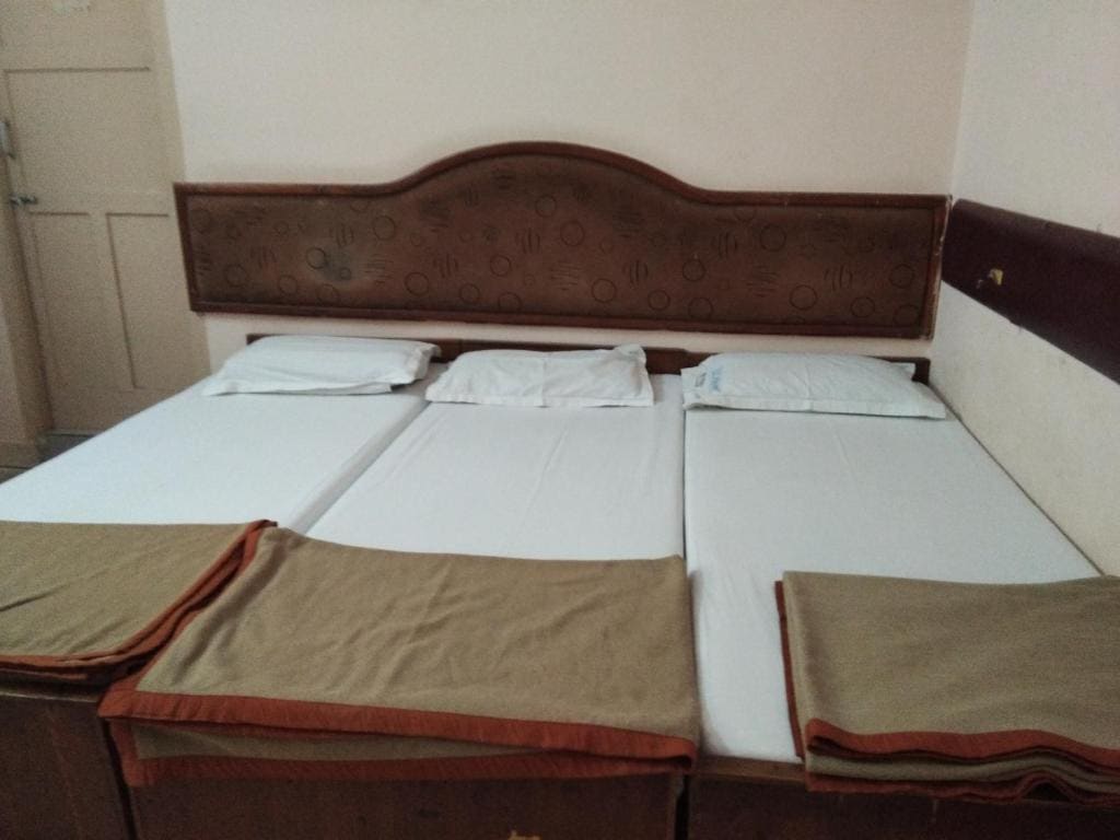 Srinivasa Lodge - व्यू 3