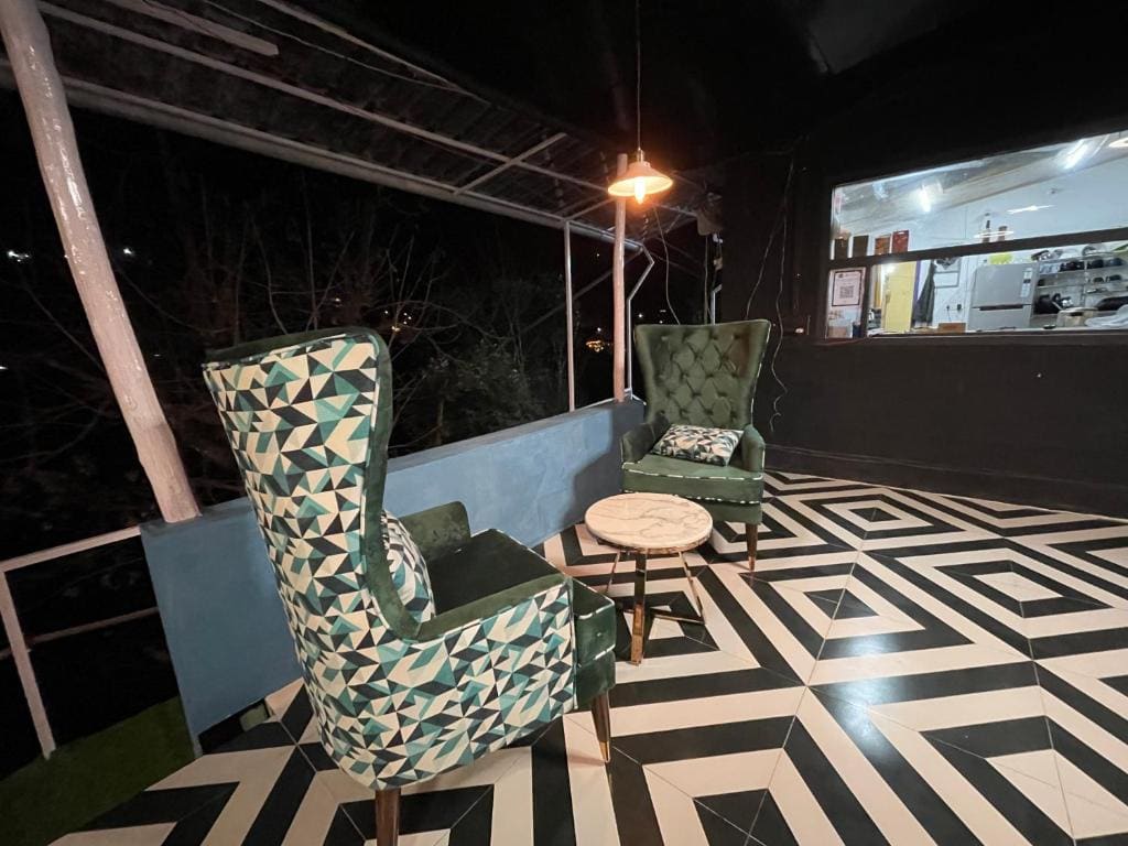 The Minimal Stargazing Cottages Jibhi - View 2