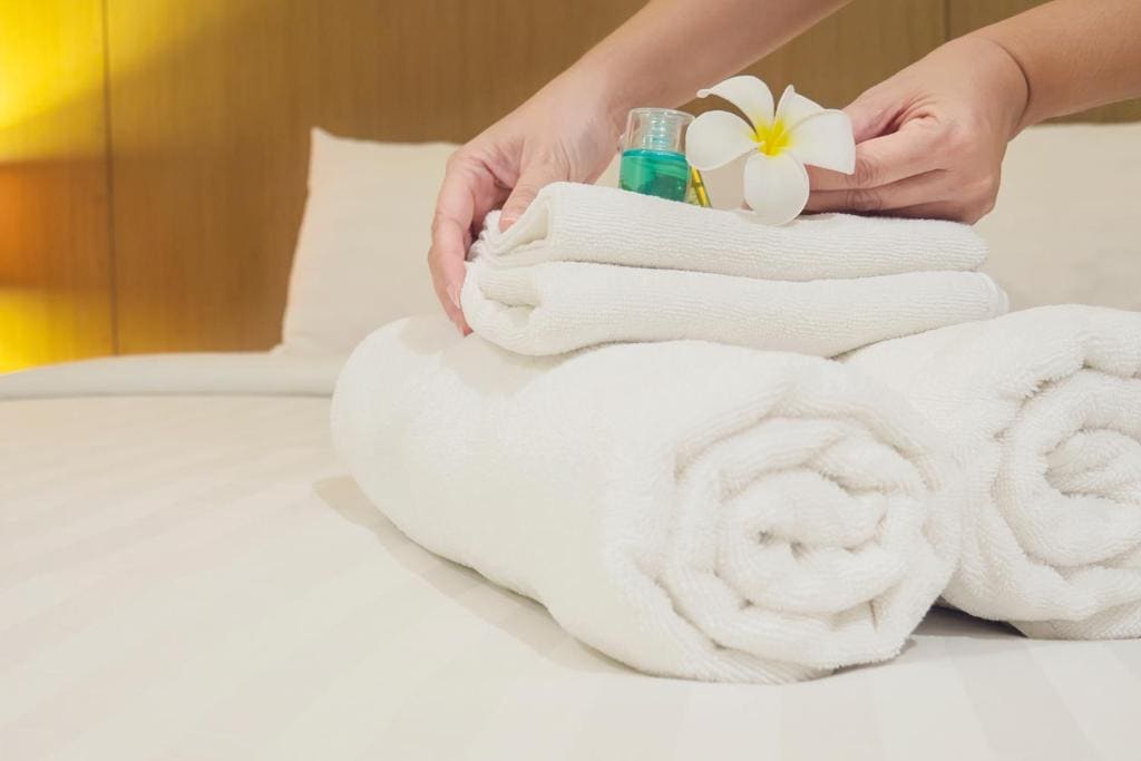 Hotel Sukoon, Best Luxurious Hotel Rooms In Surat City Center - View 7