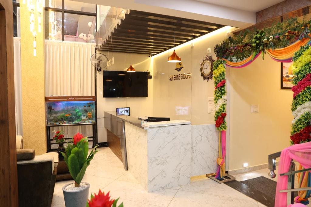 Sunshine International Boarding & Lodging - View 5