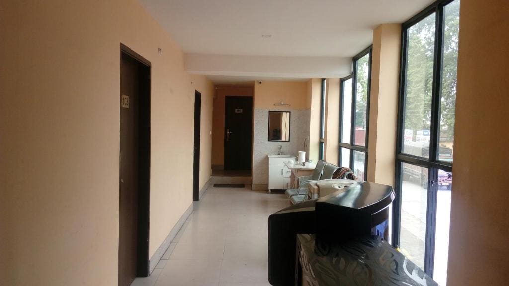 Hotel Sunshine - View 2