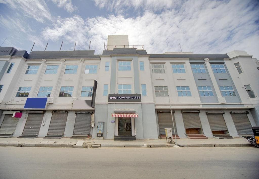Hotel O Everest Hotel - Main view