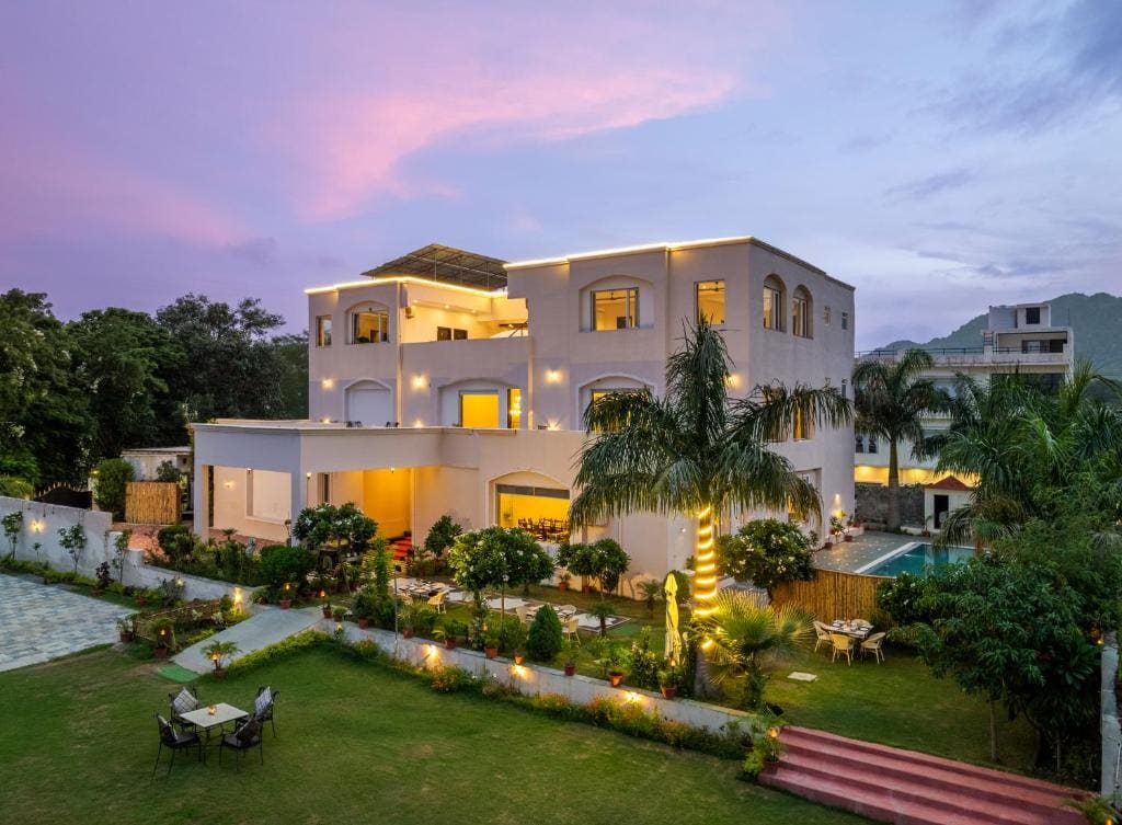 Surya Kothi Resort - Main view