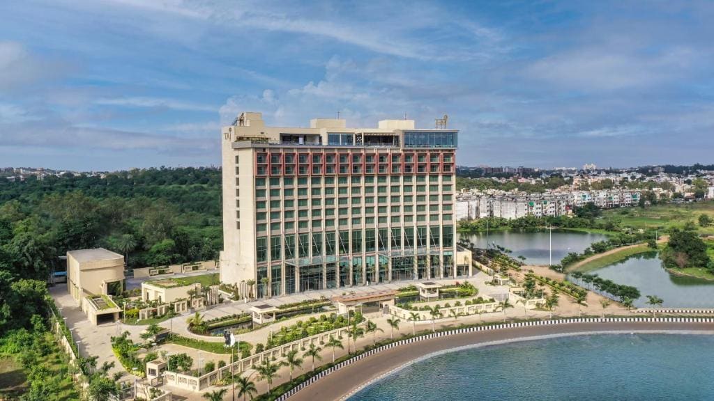 Taj Lakefront Bhopal — главное фото
