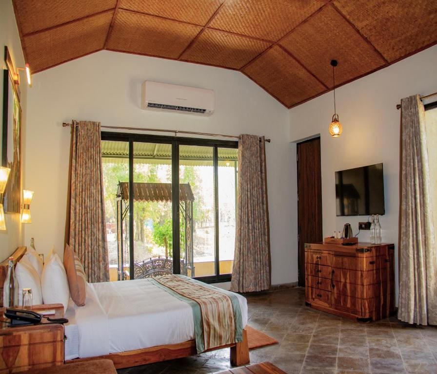Tathastu Bandhavgarh - View 2