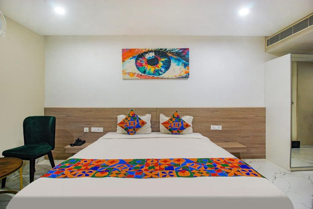 FabHotel SSR Fern Suites - 100M from GSM Mall Madeenaguda - View 7