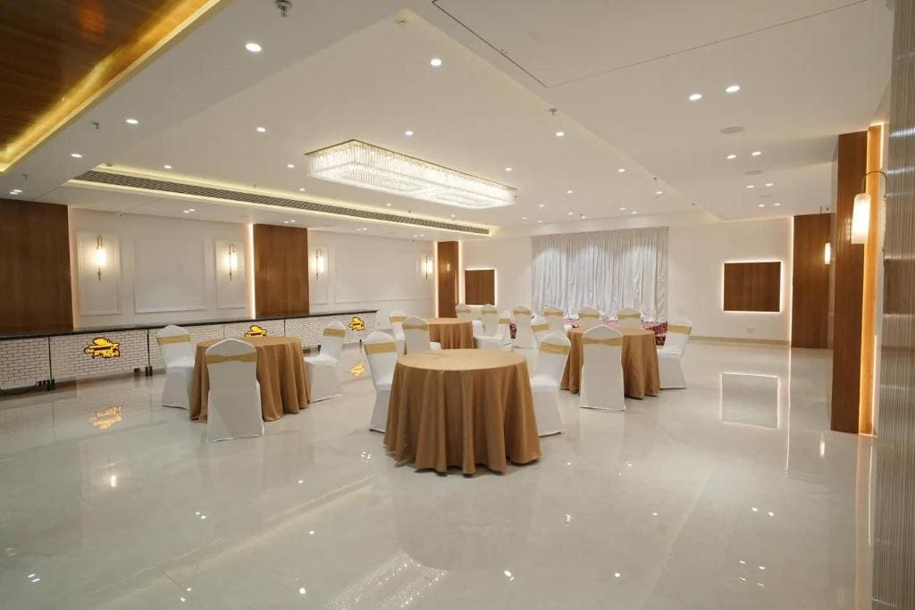 The Grand Murli Hotel, City Light Road, Surat - View 5