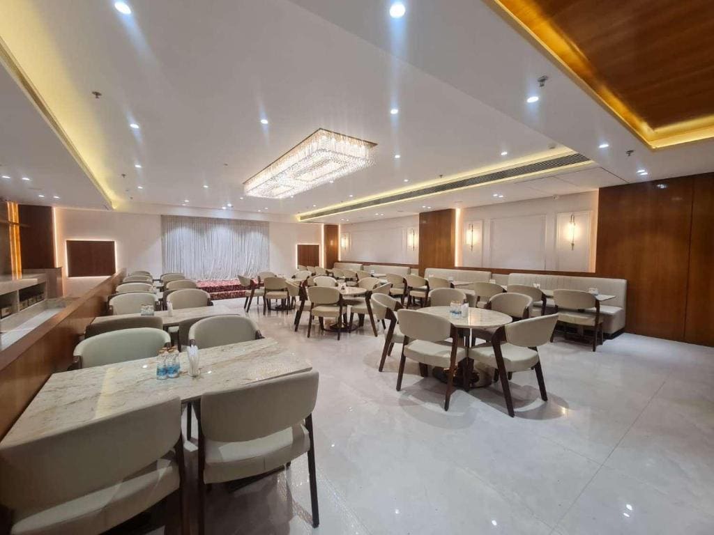 The Grand Murli Hotel, City Light Road, Surat - View 3