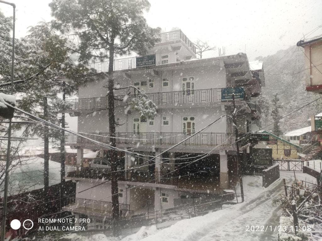 THE HIMALAYAS GUEST HOUSE - Foto principal