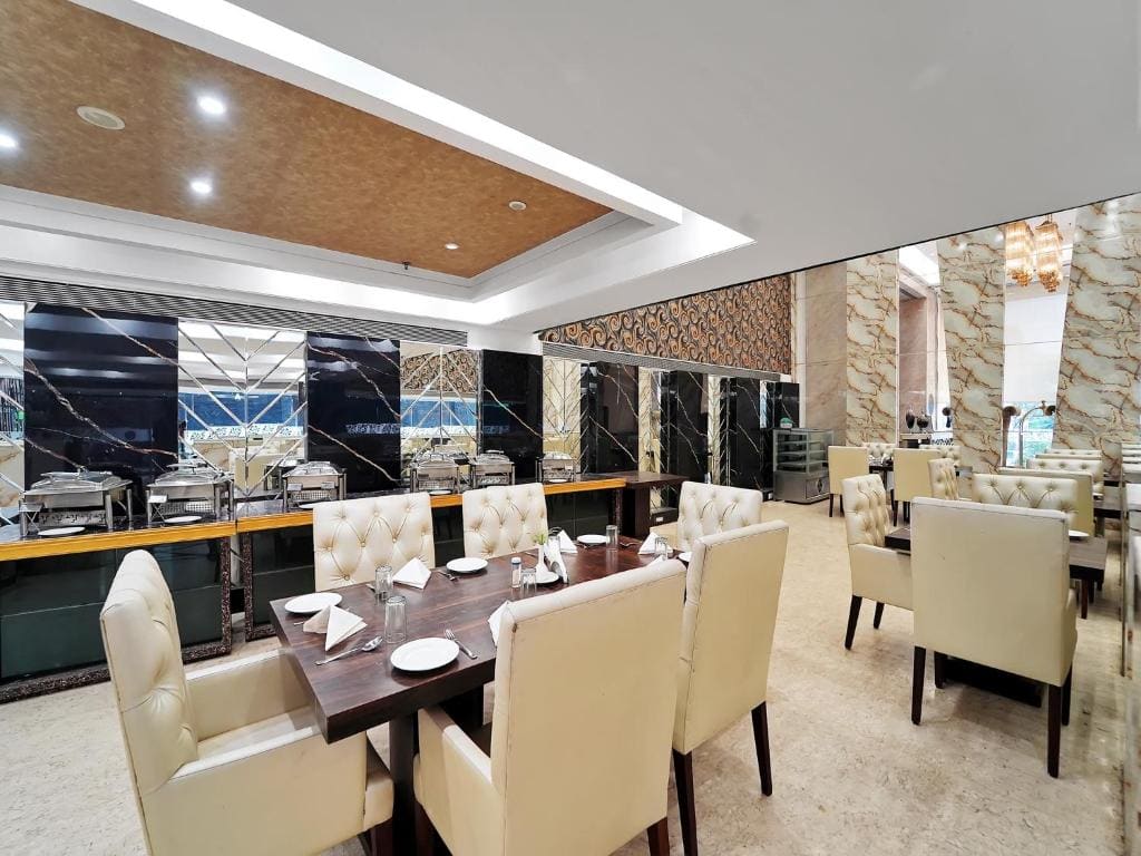 Palette by CheckIn Orient Hotel & Convention Centre, Nagpur - View 3