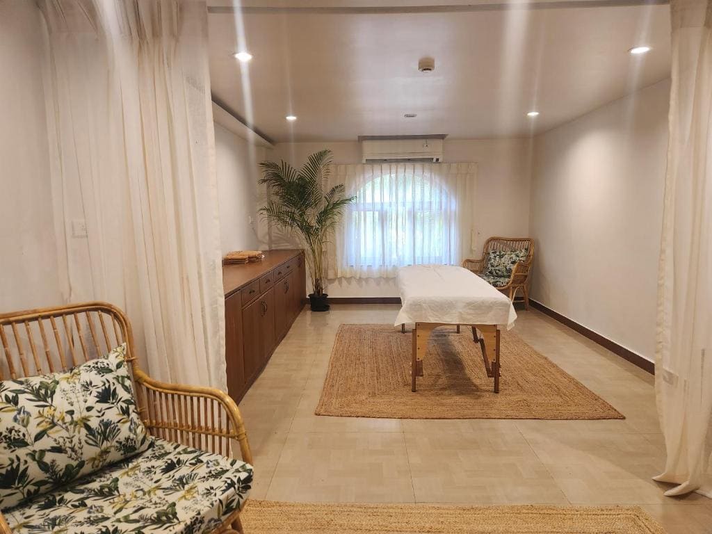 The Palm House - Coworking and Coliving Community - मुख्य व्यू