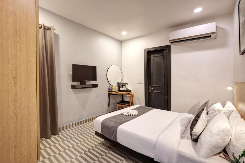 Hotel The Rasa Near Welcome Metro Station - Προβολή 7