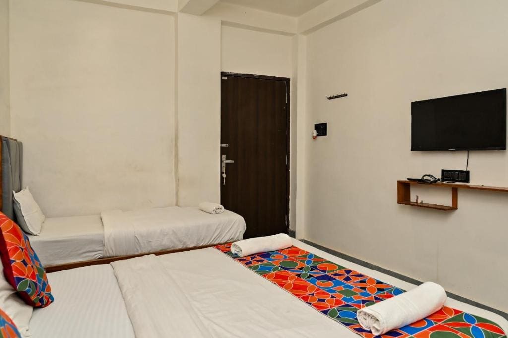 FabHotel The Shivaay Palace - View 3