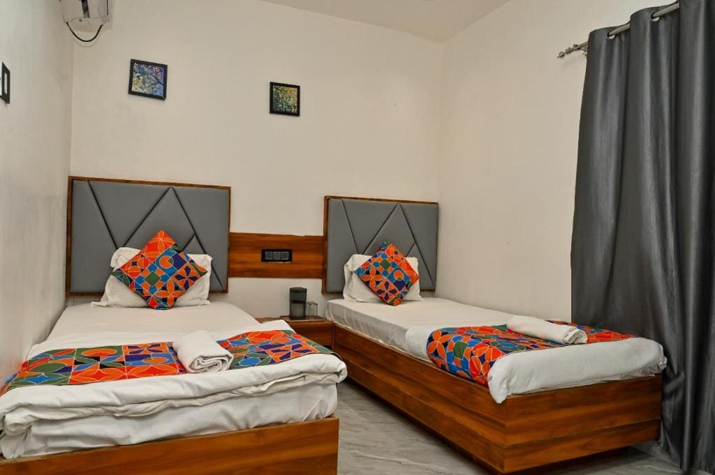 FabHotel The Shivaay Palace - View 2
