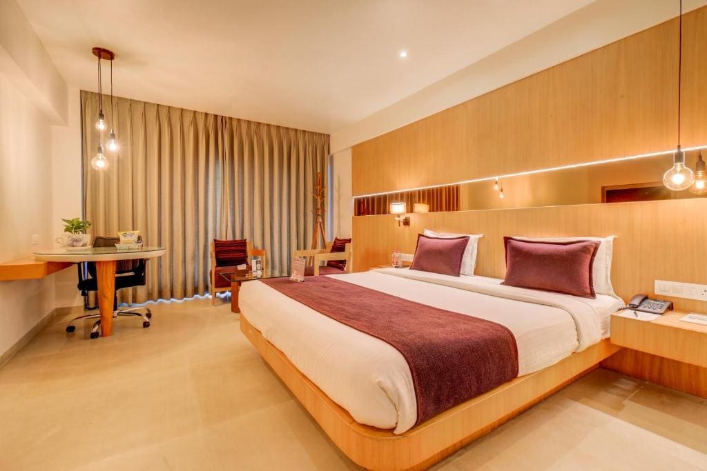 The SSK Solitaire Hotel & Banquets - View 7