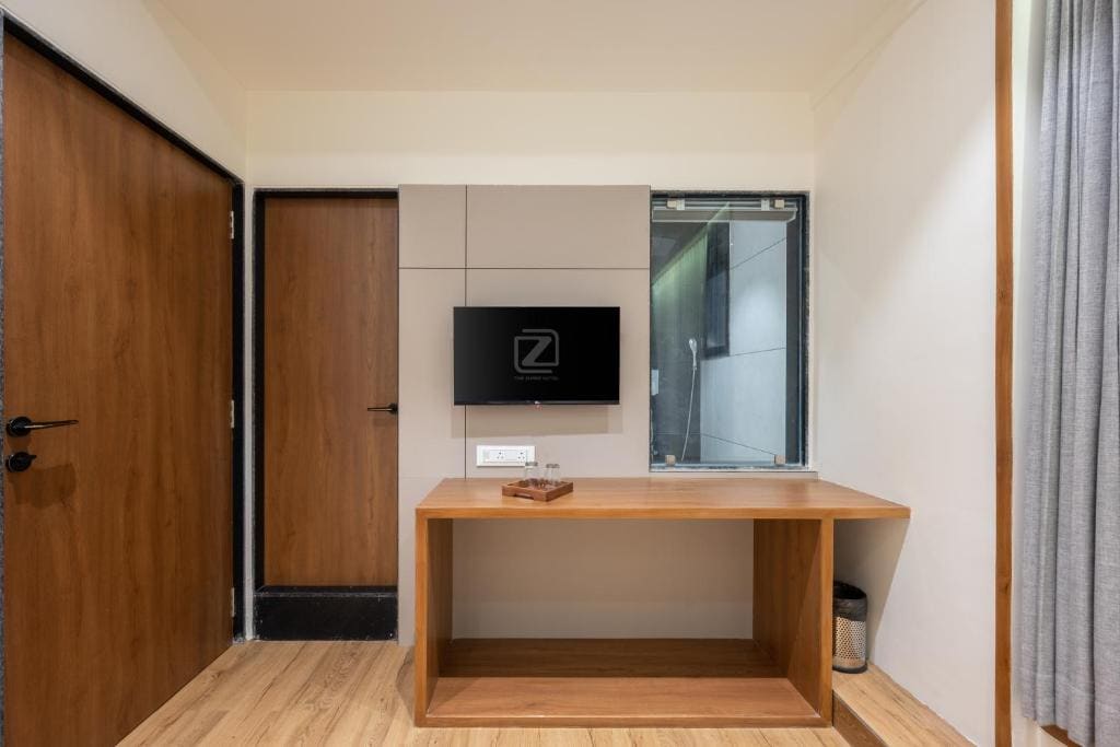 The Zuree Hotel - View 4