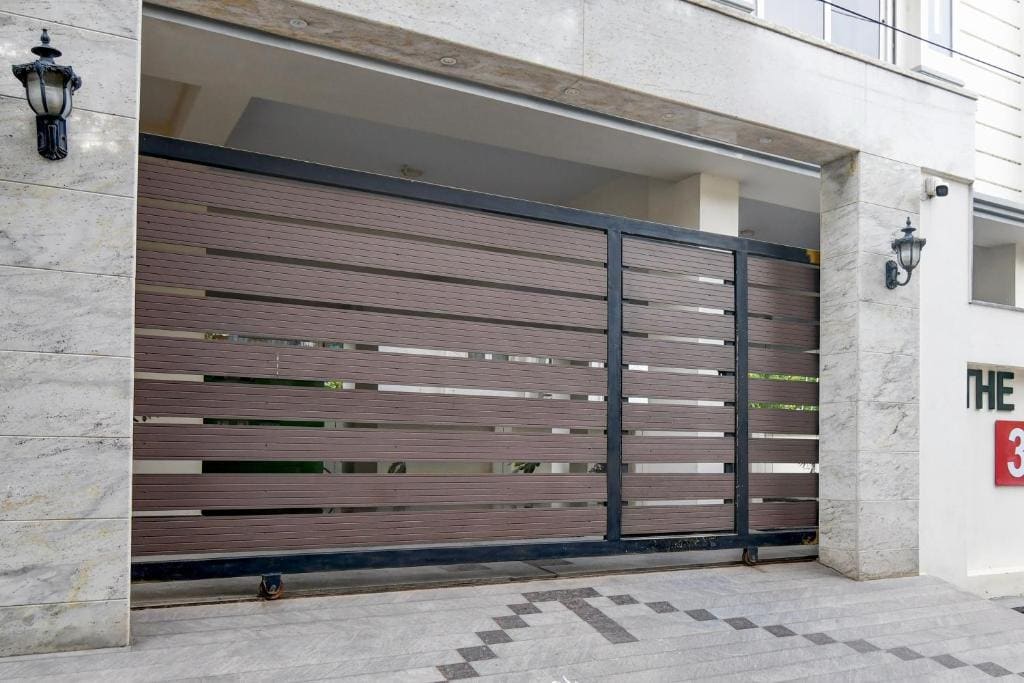 Townhouse The 36 Inn Madhuravada Bus Stop - Tampilan 7