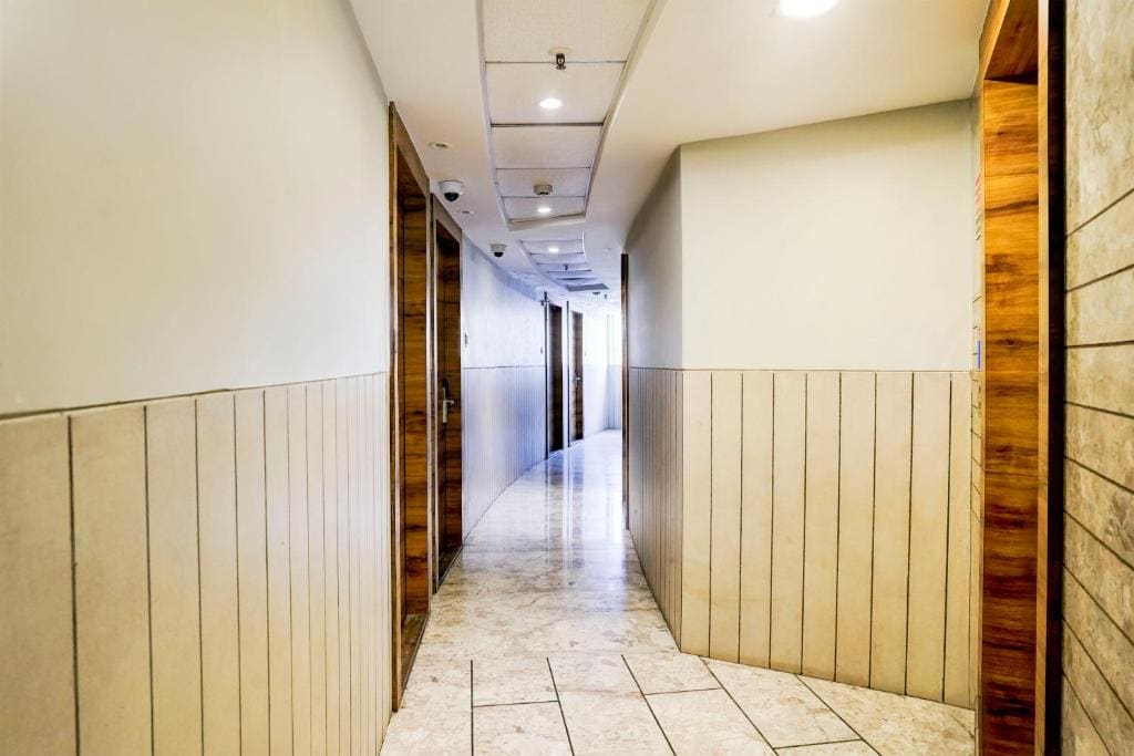 Super Townhouse Oak Vashi - View 5