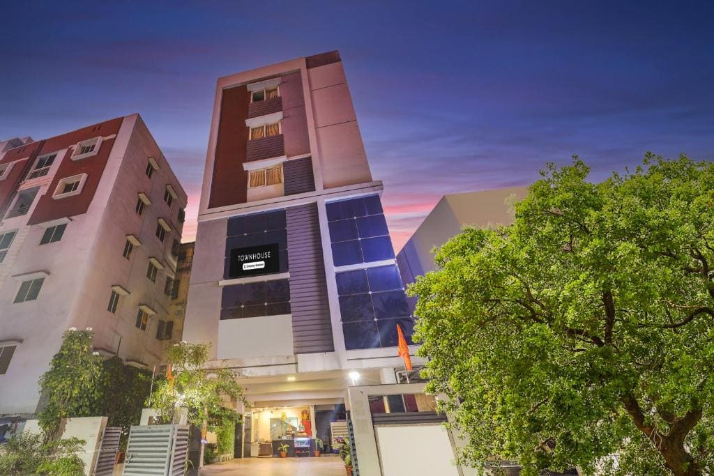 Super Townhouse Dwarka Nagar Near Ramatalkies - View 2