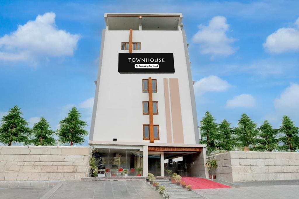 Super Townhouse Sri Padmavati Ammavaari Hotel Rama Grand - Main view