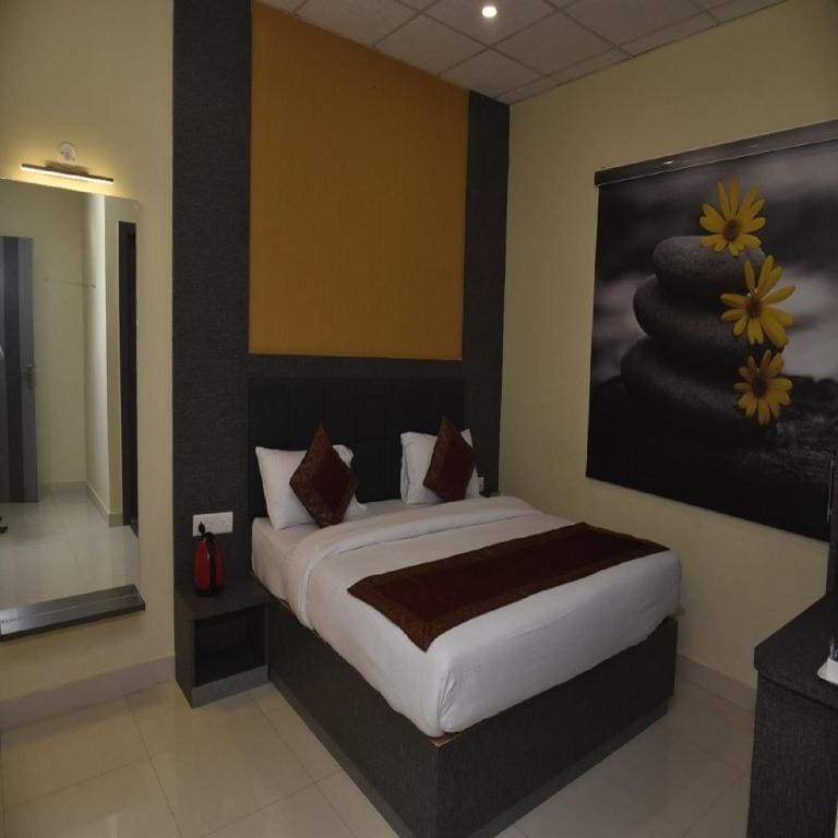 Hotel Tridev Grand - View 7