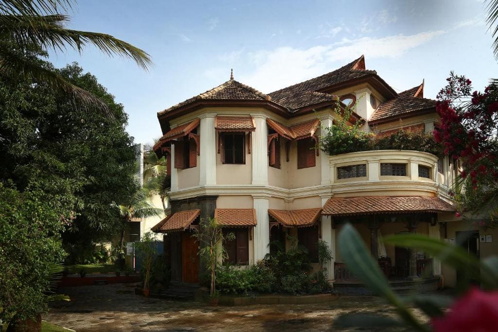 Uday Suites - The Airport Hotel - Main view