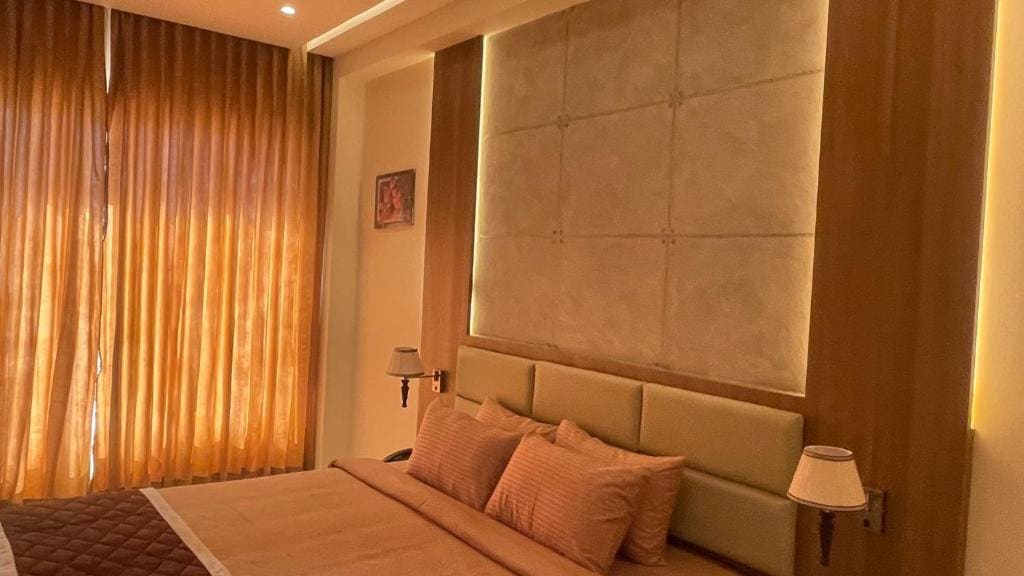 HOTEL VAHINI GRAND - 写真 6