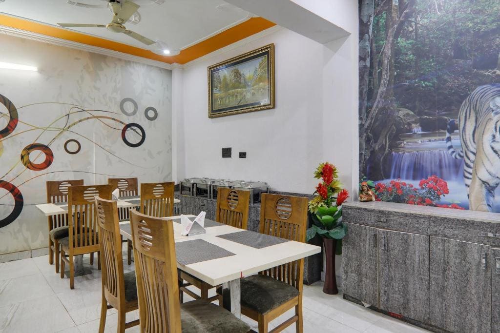 Super Townhouse Hotel Vaishnavi Inn - View 3