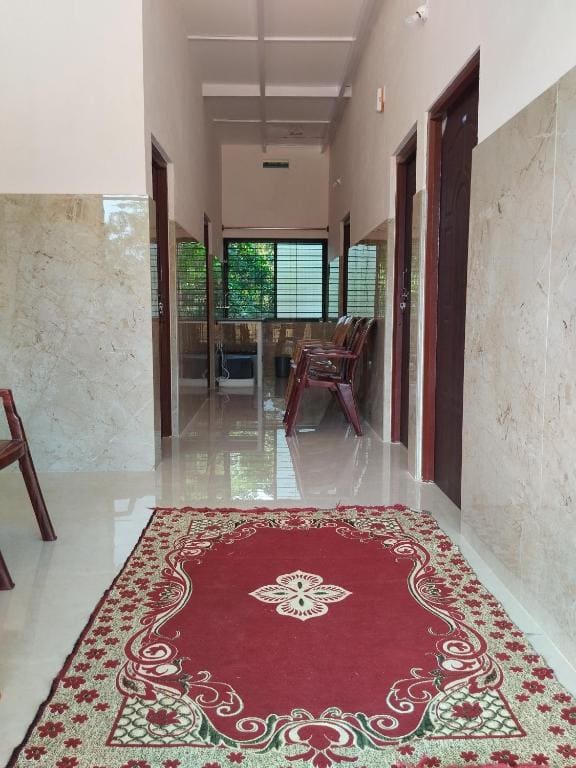 VANASIRI COTTAGE - Main view