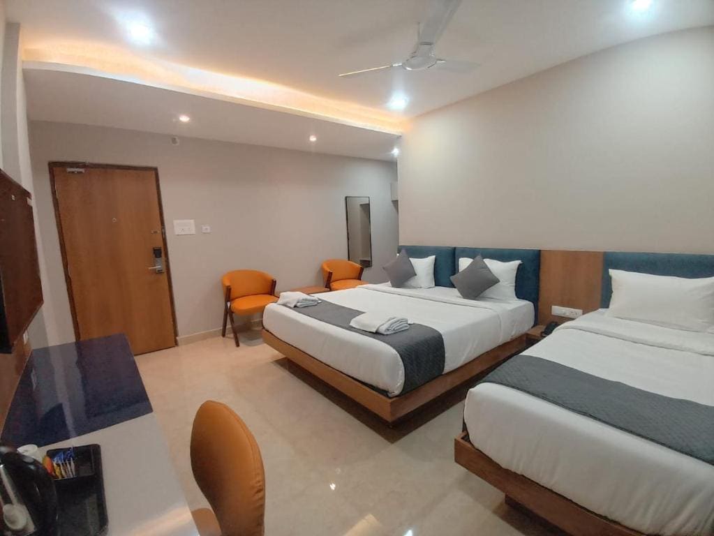Vasatee Kondapur - View 7