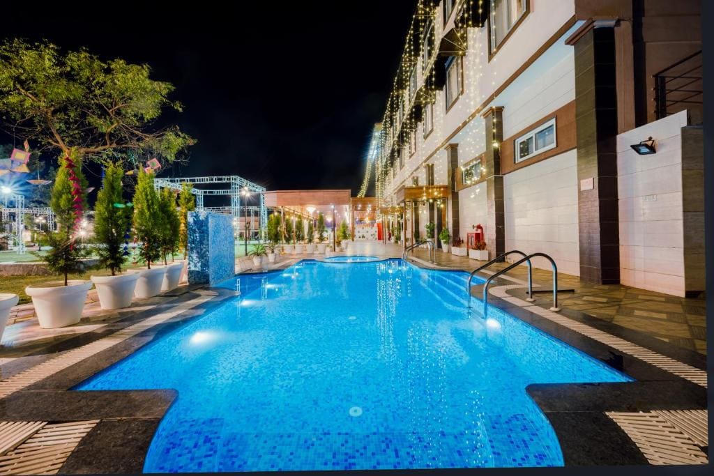 Hotel Vasdaa Grand - View 3
