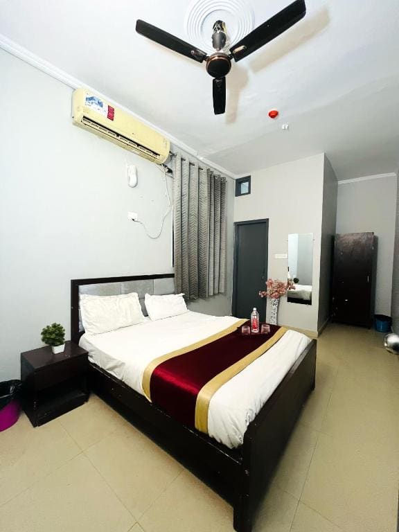 Hotel Vintage Grand In - View 4