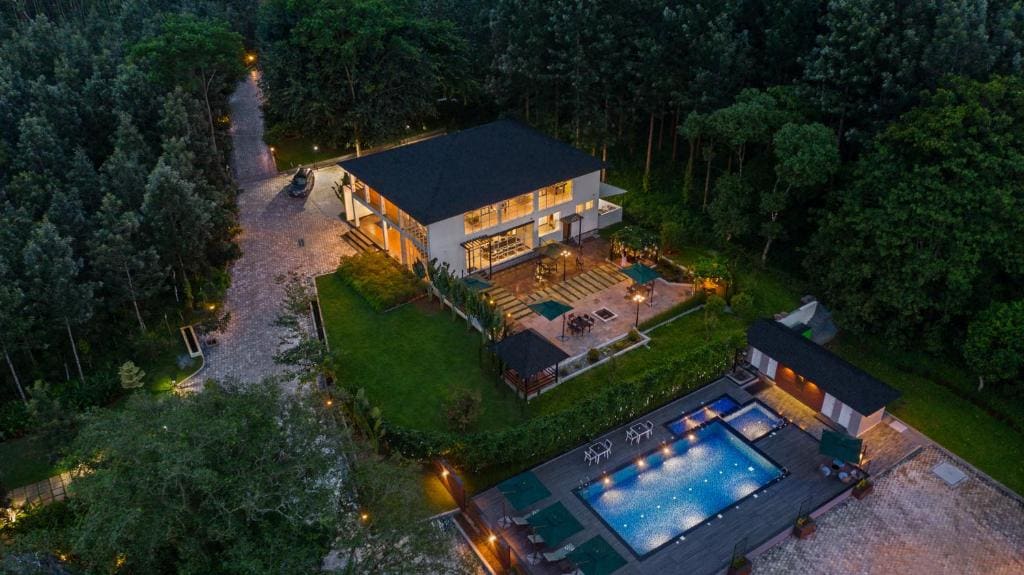 Vismita County - View 4