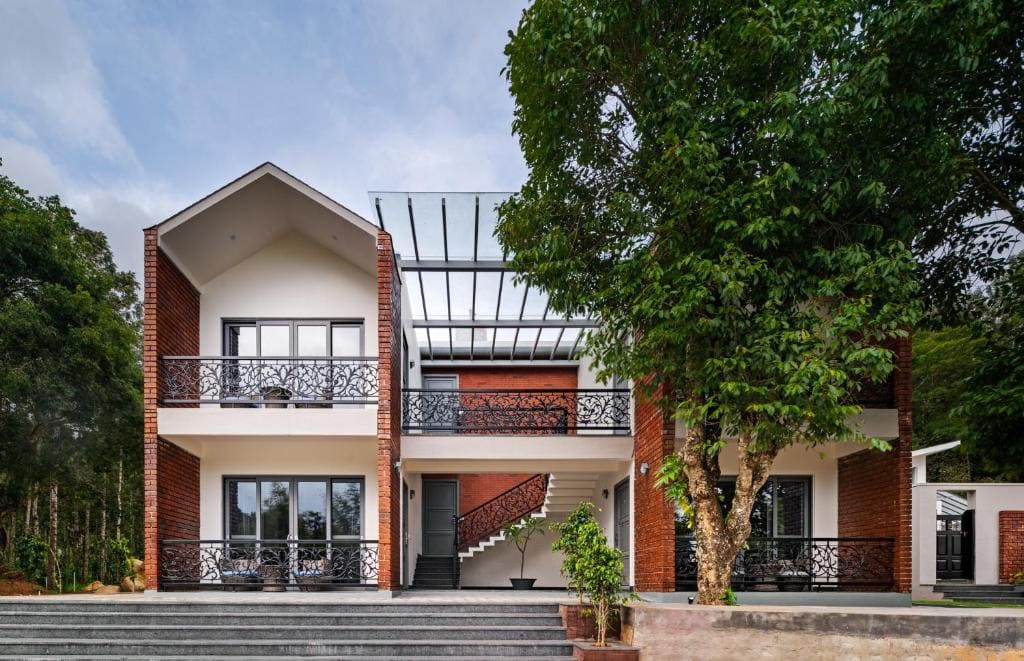Vismita County - Main view
