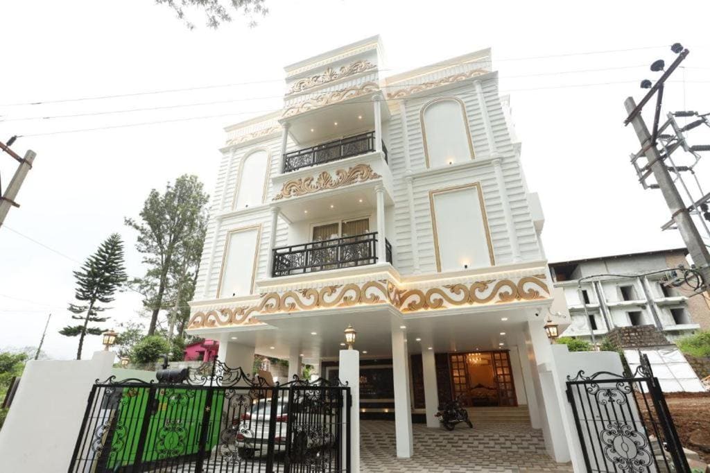 White Mint - View 4