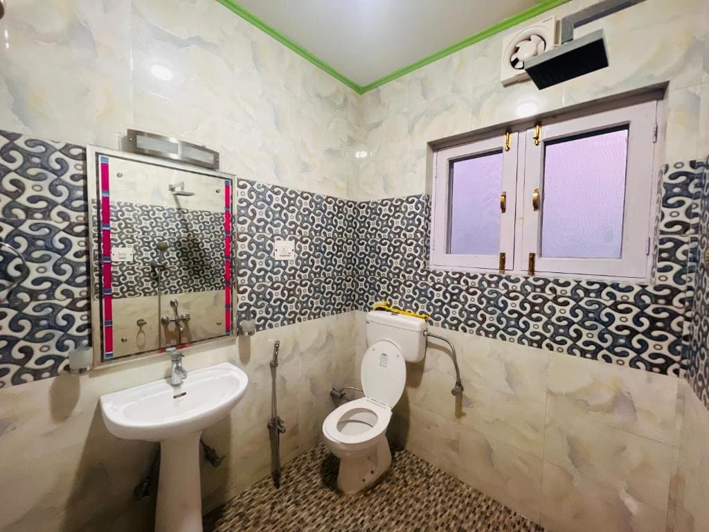 Whostels Srinagar - Vista 7