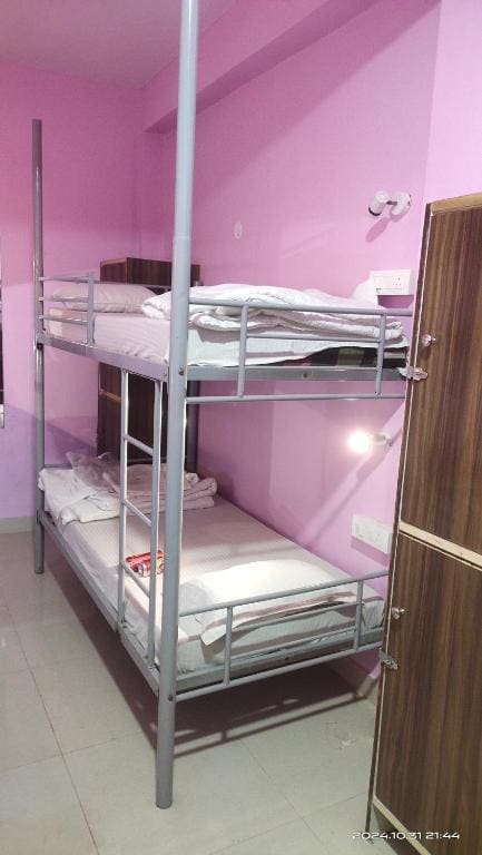 Big Brother hostel Hotel - View 2