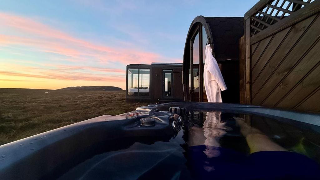 Tiny Glass lodge Experience The Nature - View 3