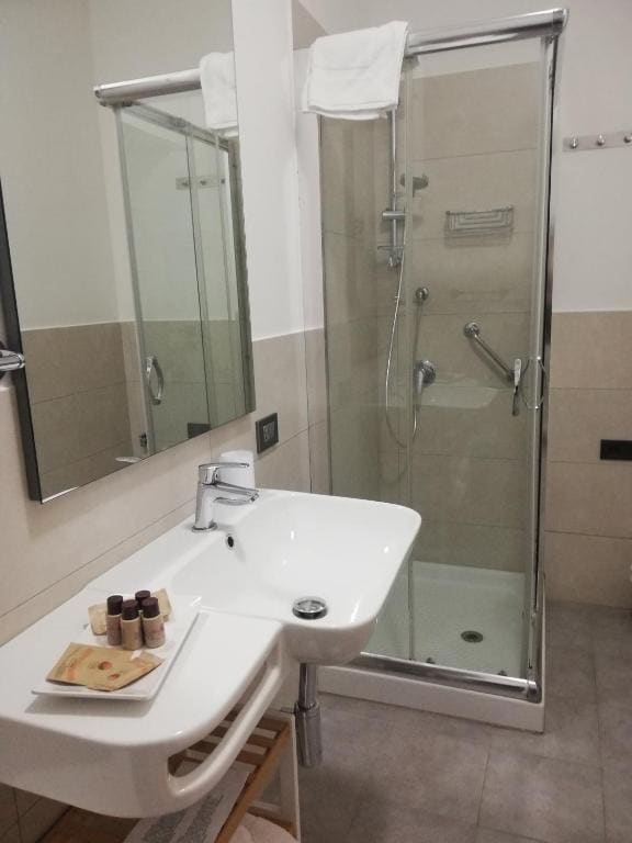 215 addaura luxury room - View 4