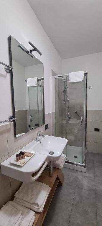 215 addaura luxury room - View 3