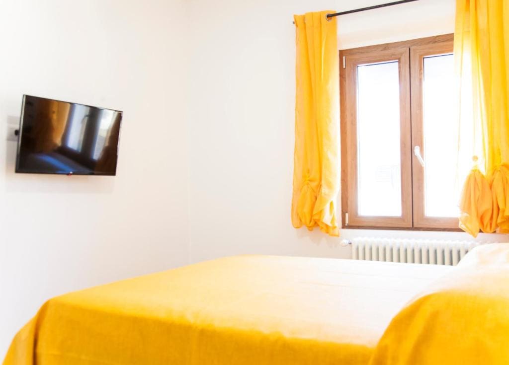 Yellow room - 图片 2