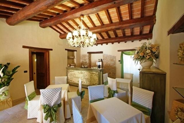 Palazzo Del Papa Agriturismo - View 3
