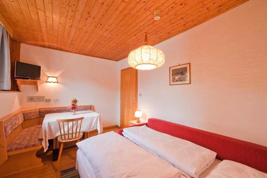 Hotel Rainegg - Main view